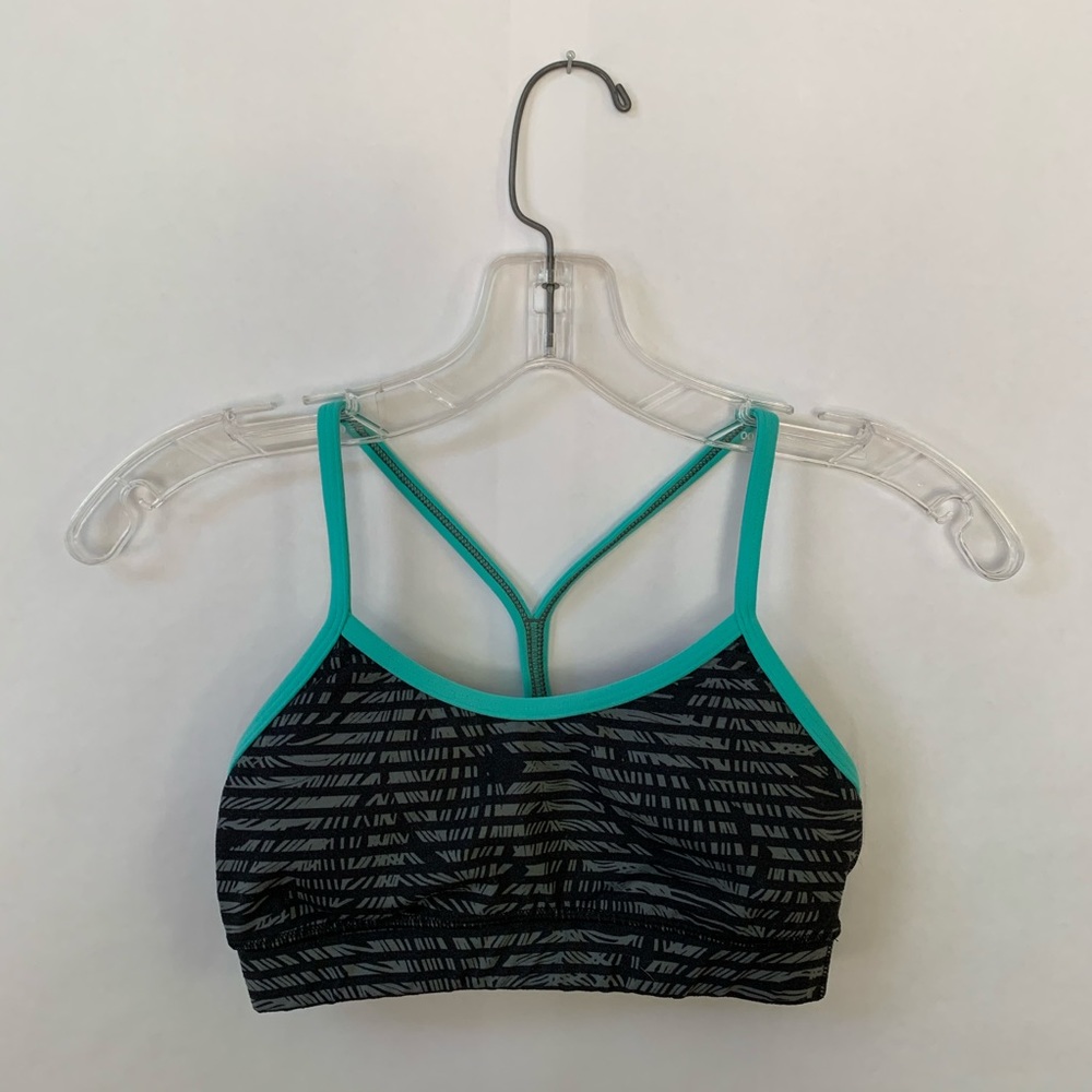 Lululemon Flow Y Sports Bra